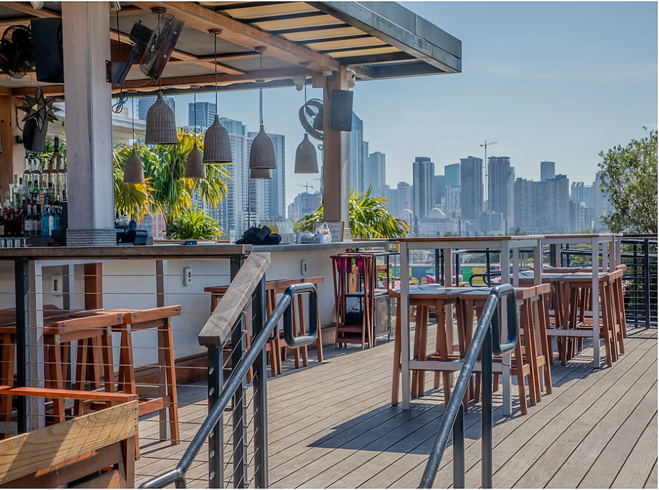 RDNV storytelling style in a hospitality setting